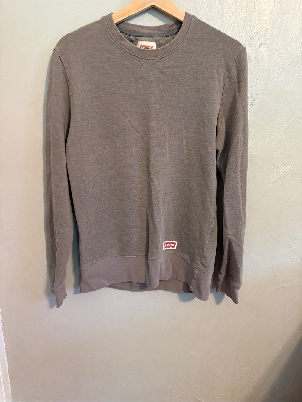 Levi’s pullover
